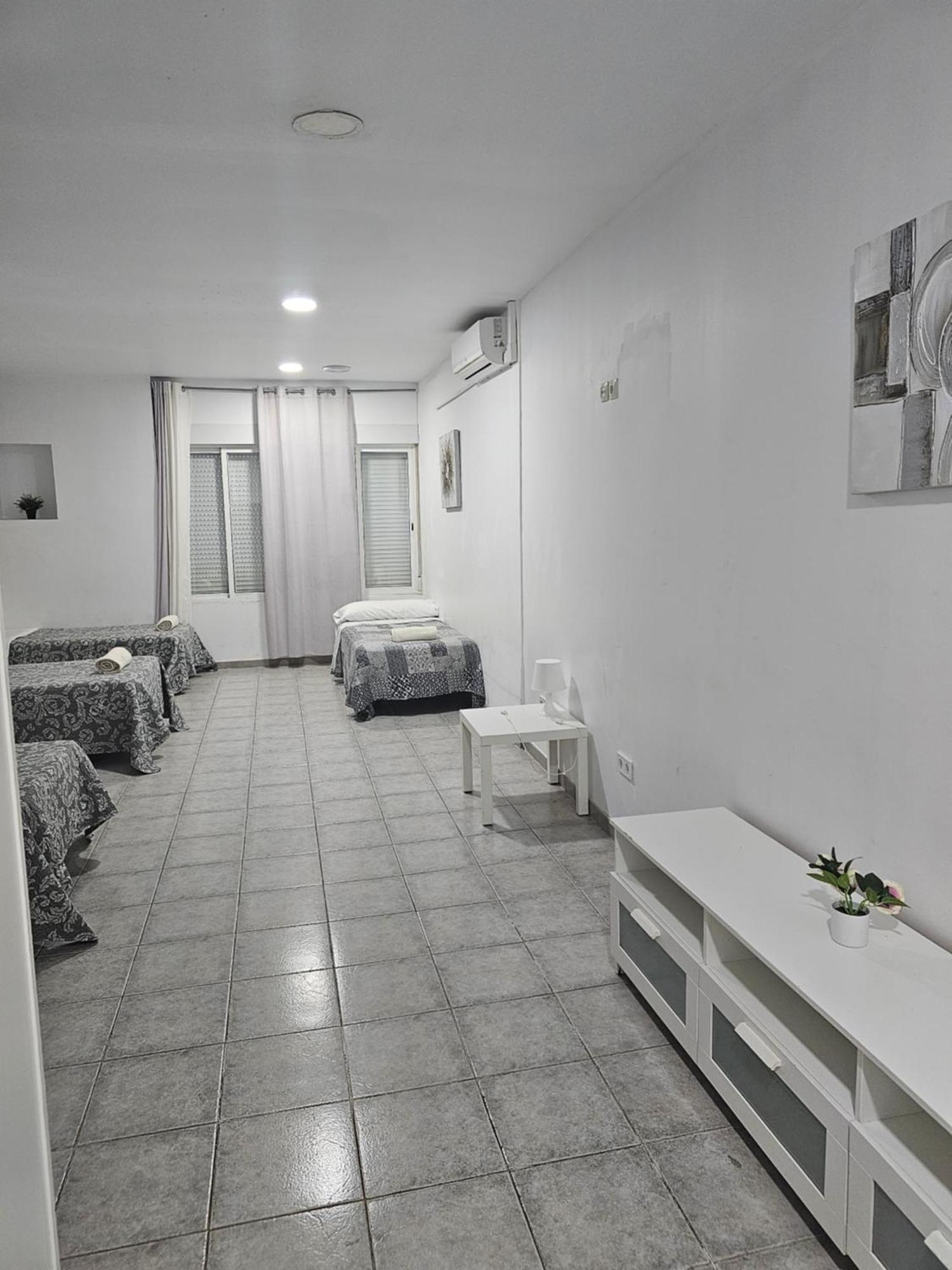 Mhrosa Hotel บาเลนเซีย ภายนอก รูปภาพ